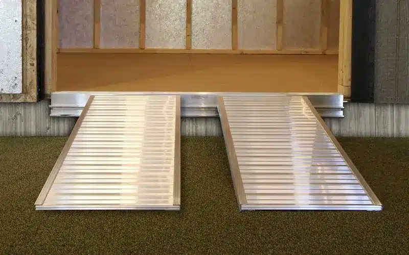 1 (Panel) 23"x48" Medium Duty Aluminum Ramp - Image 6